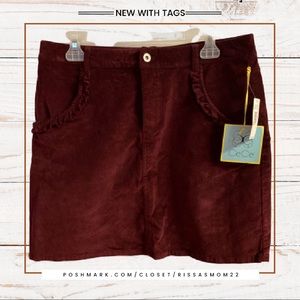 CECE Burgandy Corduroy Mini Skirt Size 10 NWT